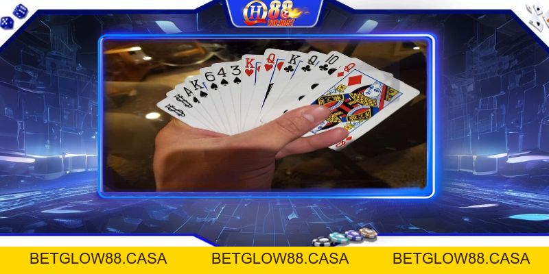 Chơi Sâm Lốc Trực Tuyến Tại QH88 - Game Bài Đổi Thưởng Hấp Dẫn Nhất 2026 - Betglow88