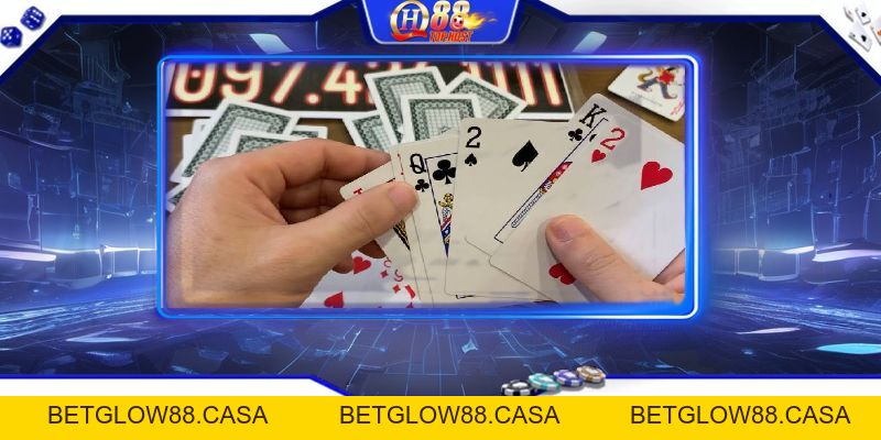 Chơi Sâm Lốc Trực Tuyến Tại QH88 - Game Bài Đổi Thưởng Hấp Dẫn Nhất 2026 - Betglow88